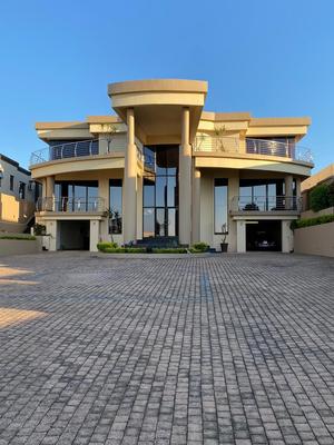 House For Sale in Oslo Beach, Port Shepstone