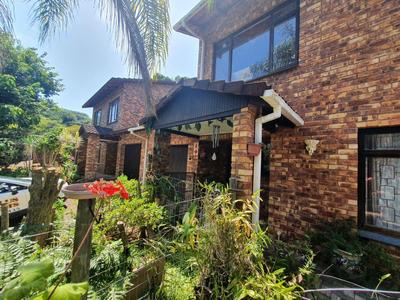 Townhouse For Sale in Anerley, Port Shepstone