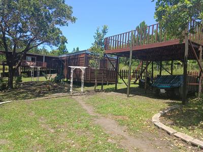 House For Sale in Leisure Bay, Port Edward