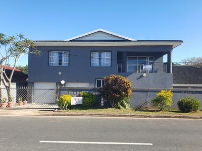 House For Sale in Umtentweni, Umtentweni